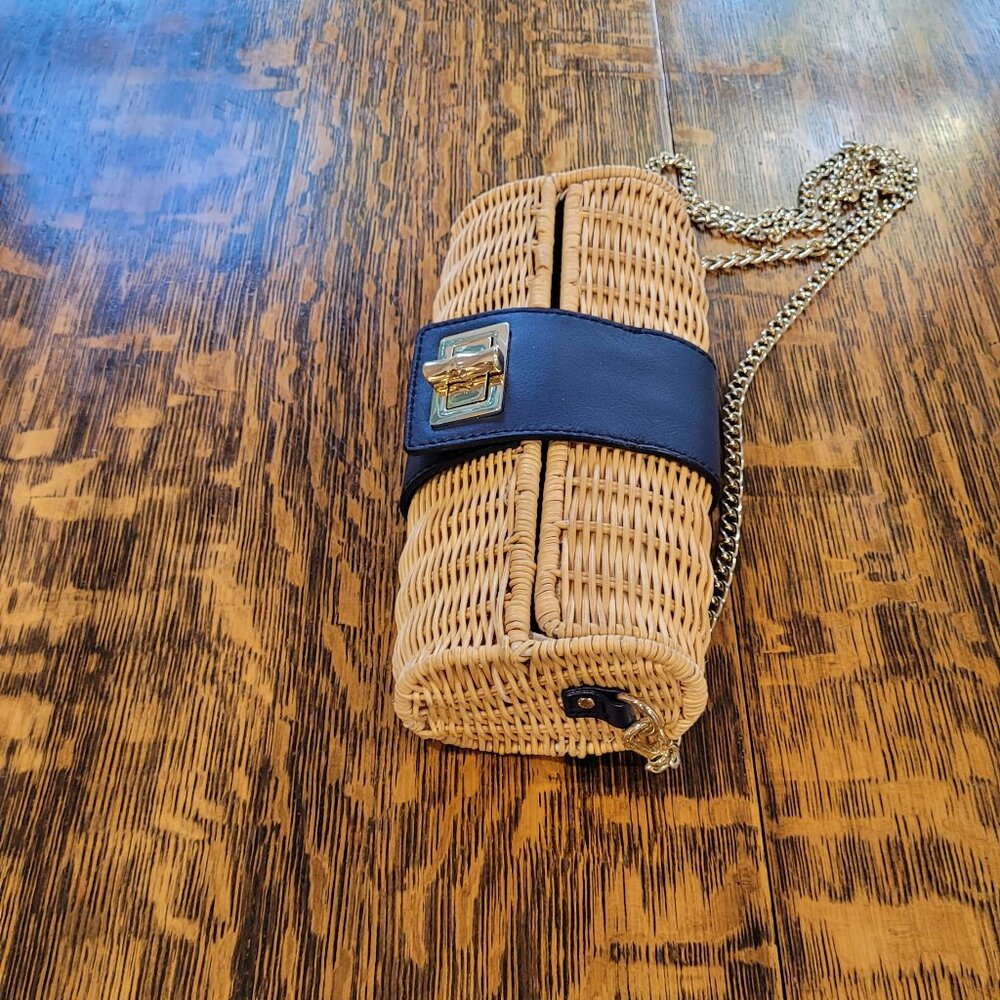 Like New Talbots Shoulder Bag. Leather Trim and Rattan. Gold-tone chain strap. - Picture 3 of 8